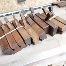 Verschiedene Holz Hobeln aus
