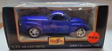 Maisto - 2000 Chevrolet SSR - - 1:25 Special Edition - 531212