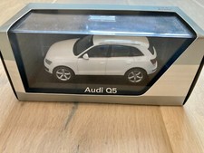  Audi Q5 • Dealer Edition Audi Collection • 1:43 Modellauto • ungeöffnete OVP