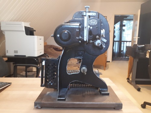 Antiker filmprojektor zeiss - antiker,