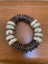 Damen Armreif, Armband Kokos Metall, braun silber Holzplättchen, 82 Gramm schwer