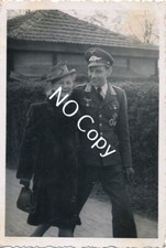 Foto WK2  Luftwaffe Obergefreiter mit Orden EK1 Flugzeugf. Frontflugspange  X141