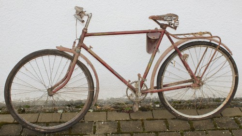 Dachbodenfund oldtimer fahrrad - dachbodenfund,
