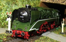 Roco: Br18 201 -DR  ...TOP!