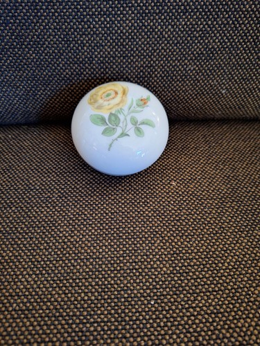 Deckeldose pillendose meissen - pillendose,