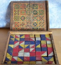 Altes Holzpuzzle mit 64