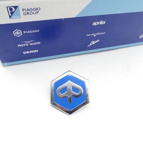 Emblem logo front - front, piaggio