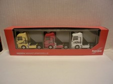 3er Set  MAN TGA Sattelzugmaschinen mit Motiv aus Autotransporterset