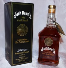 Jack Daniels 1981 Gold Label