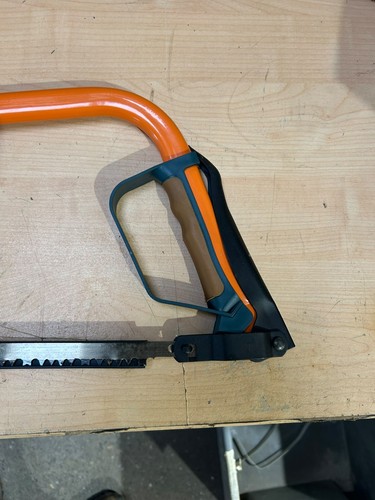 Stück holz bügelsäge - 12,