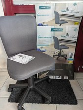 Kinderbürostuhl Drehstuhl ohne Armlehnen leicht höhenverstellbar Grau gepolstert