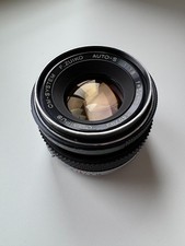 Olympus OM System F.Zuiko 50mm 1.8 Objektiv, silver-nose