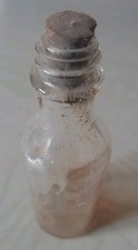 Altes Glas Fläschchen, Dachbodenfund,  Evtl. Apotheker O.  Arznei 