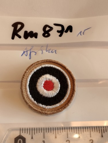 Kokarde schwarz weiß - rot, auf