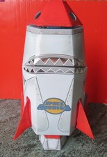 Ü-Ei Diorama Ferrero POLEN