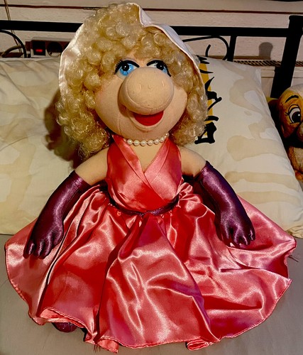 Miss piggy muppet show - piggy,