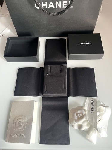 Chanel black earring jewelry - chanel,