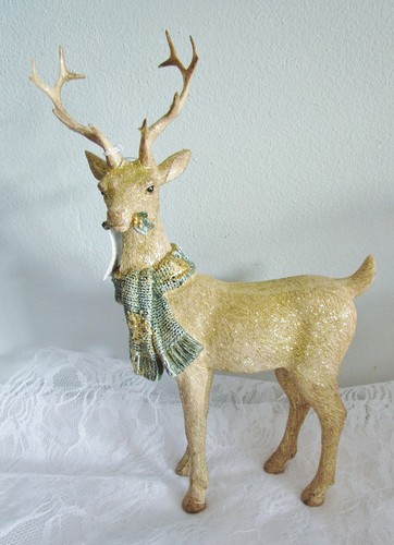 Hirsch mit schal goldfarben - mit,