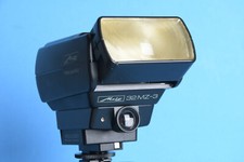 METZ Mecablitz  32 MZ-3