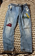 Dinosaurier Auto Jeans 2-3 Jahre Patches NEXT guter Zustand blau cool lustiges Design Style