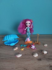 Mattel Enchantimals Meerjungfrau Royal Radia Rainbow Fish Puppe Spielset