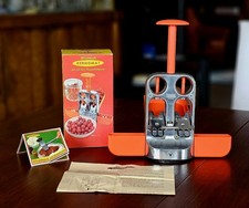 Westmark Doppelentkerner Kernomat für Kirschen, Manuell