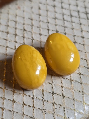 Vintage butterscotch - ❤️,
