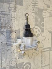 Mercedes W124 W201 190e  Stellelement Unterdruckdose Tür vorn  A1248002175