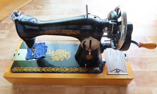 Alte nähmaschine pmz - pmz, kalinin