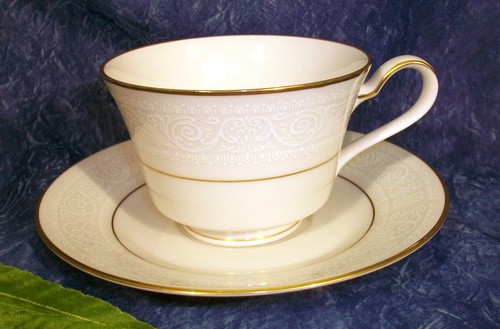 Noritake ivory china - china, -tulane
