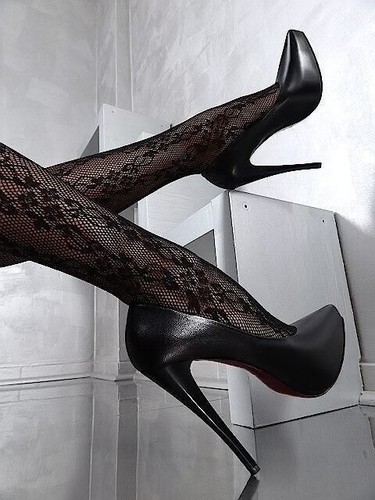 1969 made italy high heels - italy,