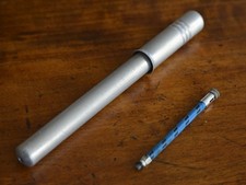 Kleine Vintage Aluminium