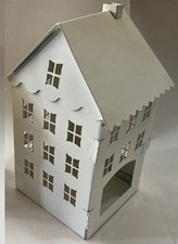 Haus aus blech Windlicht für Teelicht 12 x 12 x 24 cm weiß unbenutzt