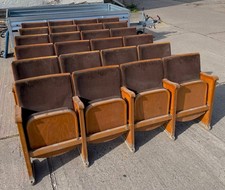 24 Kinostühle gepolstert
