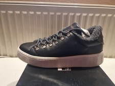 Name ginger sneaker - no,