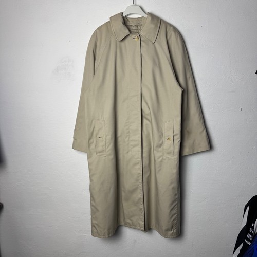 Vintage burberrys trenchcoat - vintage,
