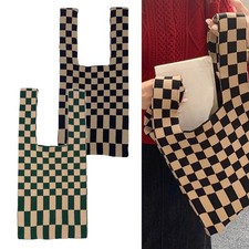 Lässige Frauen gestrickte