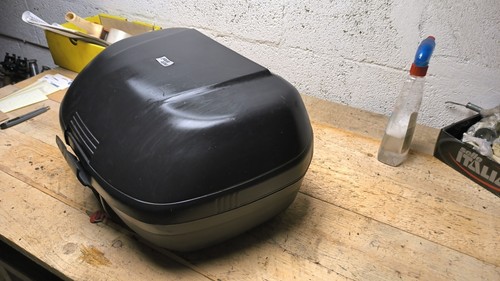 Wbs1o52 topcase motodetail - ,