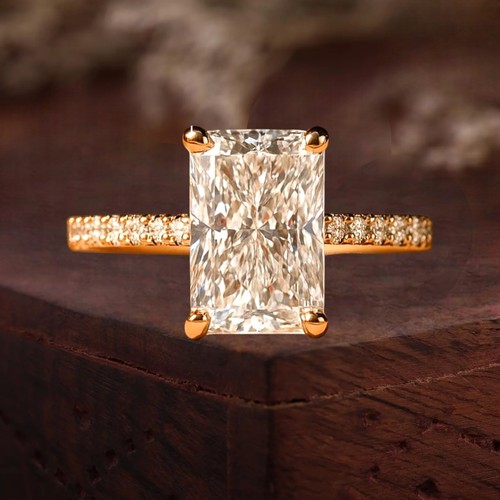 Strahlender diamant - 5,35, ct