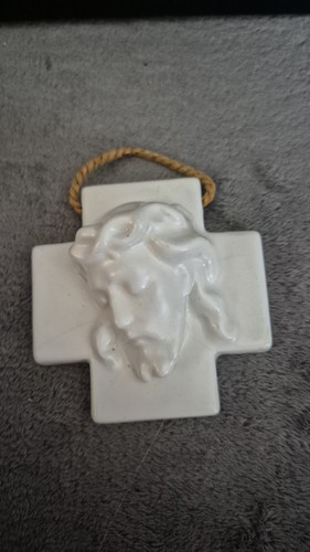 Schönes kreuz mit jesus - mit,