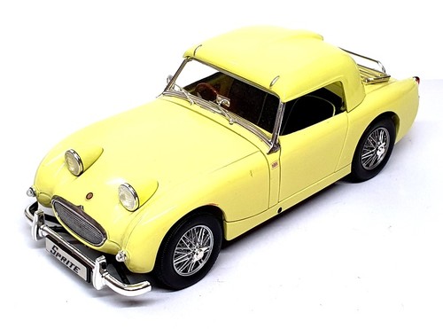 Revell scale diecast - 1/18,