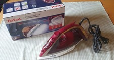 Tefal Ultragliss Plus FV6810 Dampfbügeleisen - Weinrot/Weiß