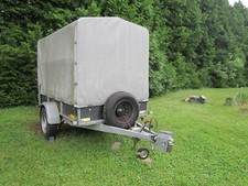 Meinen Anhänger 1300 Kg gebremst, Hersteller Saris.