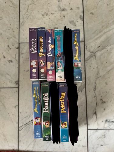 Walt disney vhs - walt,