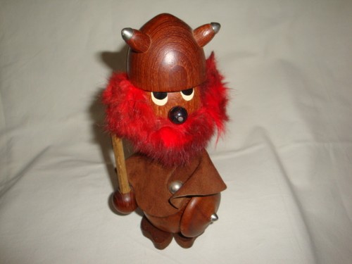 Alter vikinger aus teak holz - alter,