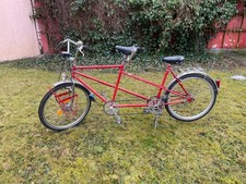 Rotes cooles voll funktionales