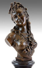 Buste de Flore (1865-70) - Jugendstil Frauenbüste, Bronze - signiert A. Carrier