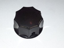 Pos 3) 1 vorderer Drehknopf aus Siemens (& Halske) Kammermusik-Schatulle 85W