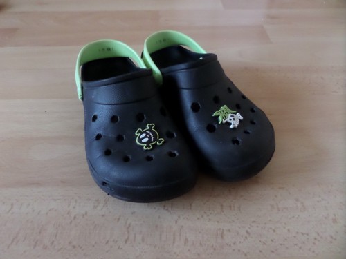 Crocs schwarz und - schwarz,