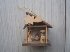 1 Weihnachts-/Christbaumschmuck aus Holz, kleine Krippe